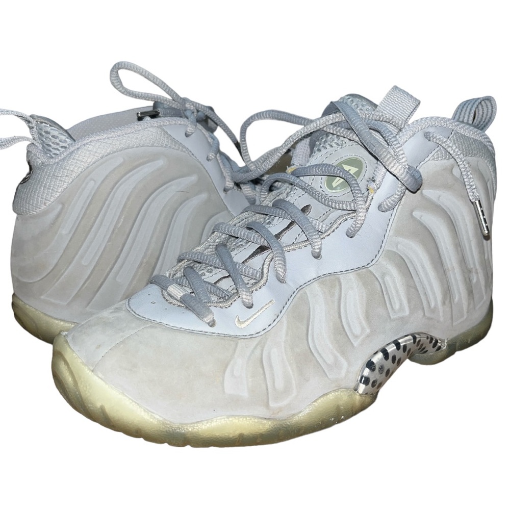 Big Boys Nike Air Jordan “Wolf Grey” Suede Foamposite Sneakers - 5Y